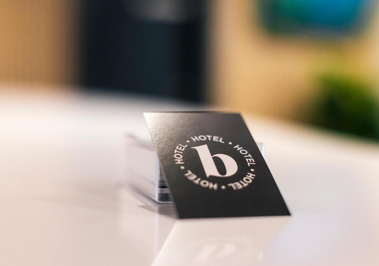 Hotel Burlada Zewnętrze zdjęcie